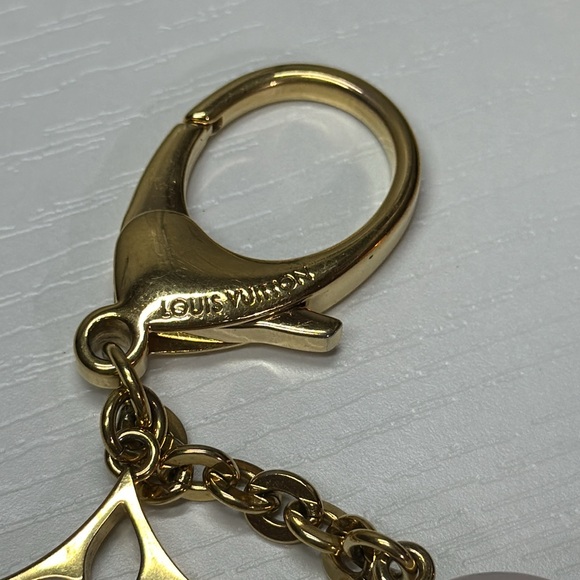 Authenticity 🩷Louis Vuitton 🩷 Pinks Gold Charm keyholder - Picture 8 of 17
